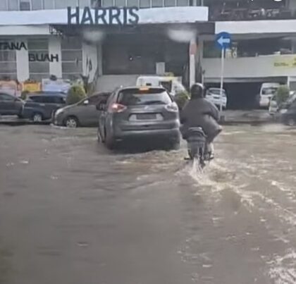 Dok: Arsip foto genangan air yang melanda Kota Pontianak beberapa waktu lalu.