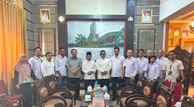 
 Bupati Satono Sambut REI Kalbar, Dorong Percepatan Program 3 Juta Rumah