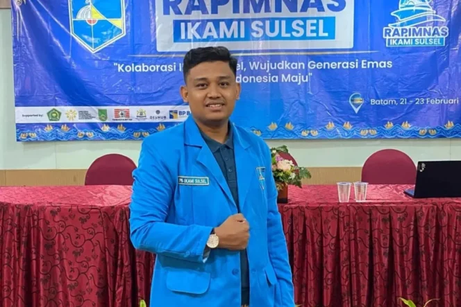 
 Muhammad Tahir, Wakil Seketaris Pengurus Besar Ikatan Kekeluargaan Mahasiswa Indonesia Sulawesi Selatan (PB IKAMI Sulsel)