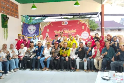 Suasana kegiatan halal bihalal IKA Unhas Kalbar di Singkawang bersama alumni dan pemerintah daerah