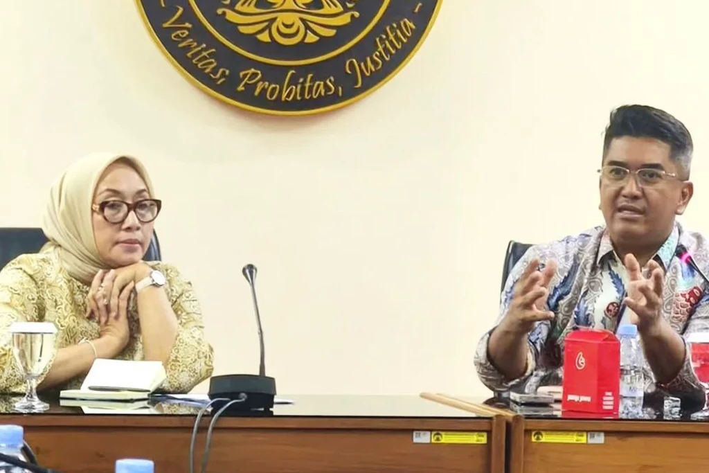 Rektor Universitas Indonesia terkait kasus pelecehan verbal di kampus kepada media