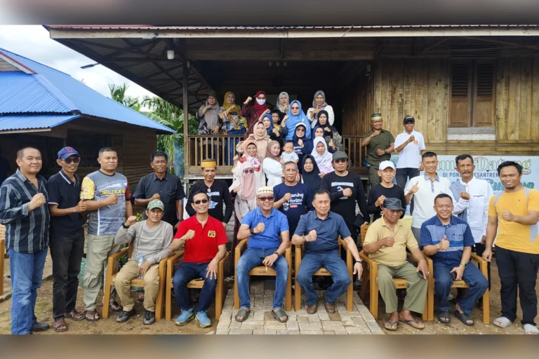 Kegiatan kolaborasi peternakan kambing Kalbar di Rasau Jaya bersama organisasi lokal