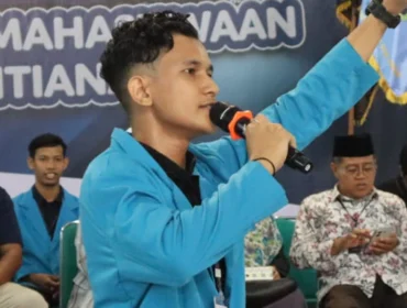 Presiden Mahasiswa IAIN Pontianak menyampaikan sikap Dema terkait isu wisuda lebih cepat dan pentingnya transparansi akademik.