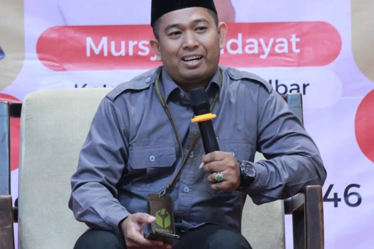 Saidina Ali analis kebijakan Bawaslu Kalbar dengan latar magister pendidikan di IAIN Pontianak