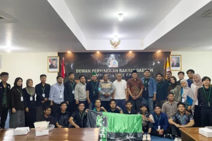 Peserta LK II HMI audiensi dengan DPRD Kubu Raya bahas isu strategis