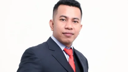 Warga dan kuasa hukum membahas kriminalisasi petani dalam perkara sengketa lahan sawit di Ketapang.
