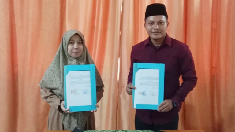 Penandatanganan kerja sama perguruan tinggi antara Prodi MBS STIT Darul Ulum dan Prodi HES STAI Mempawah.